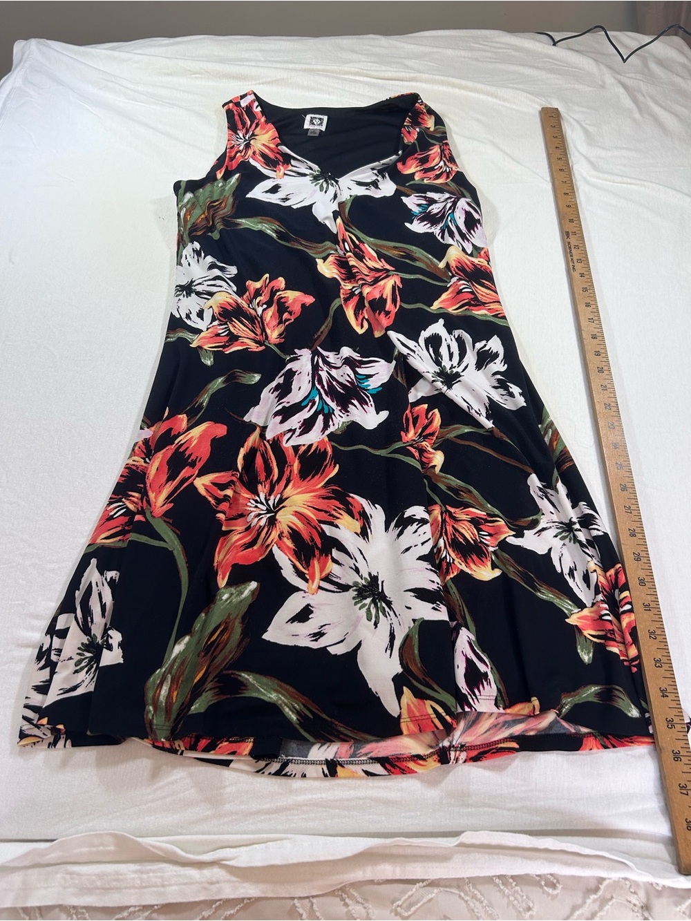 Anne Klein Black dress with white and pink blossoms, Lion Logo Top, size 8